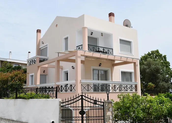 Aegean Dreams Palio PalaiónTsiflíkion